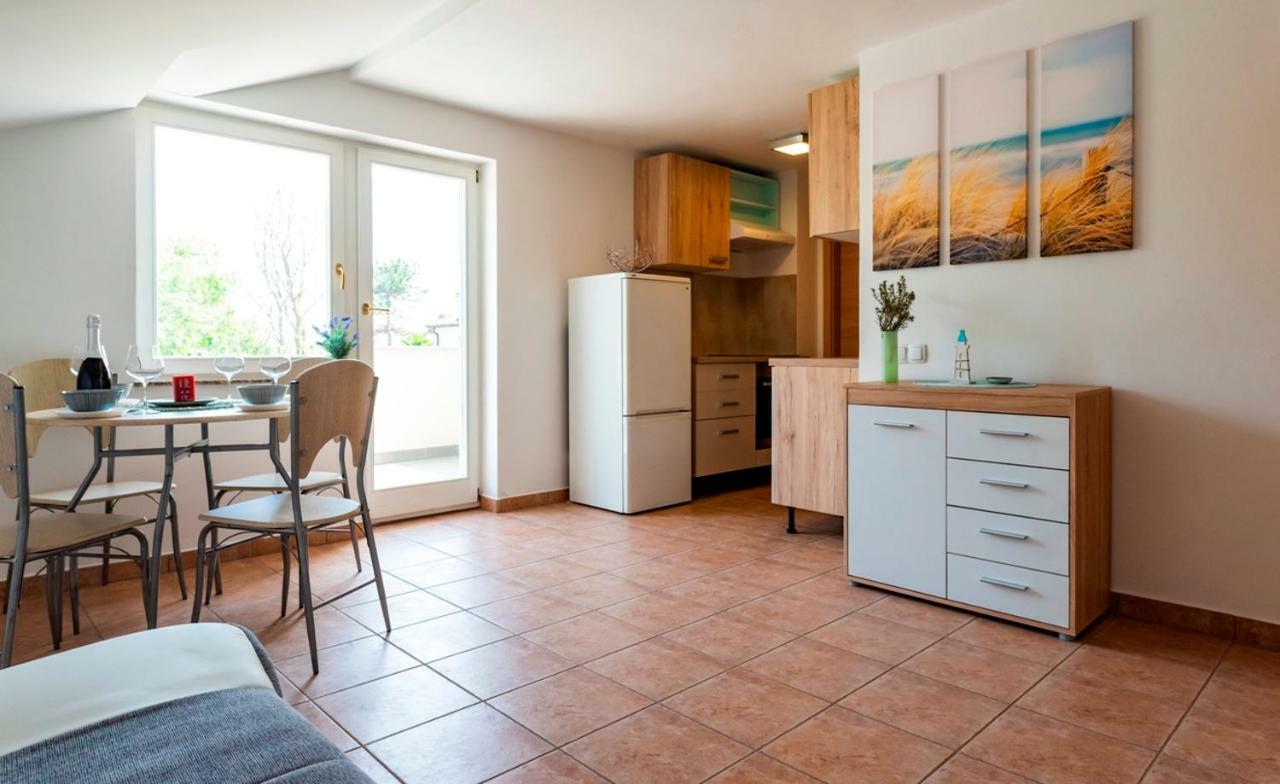 Lavanda Apartments&Studios Pinezići المظهر الخارجي الصورة