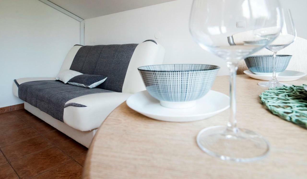 Lavanda Apartments&Studios Pinezići المظهر الخارجي الصورة