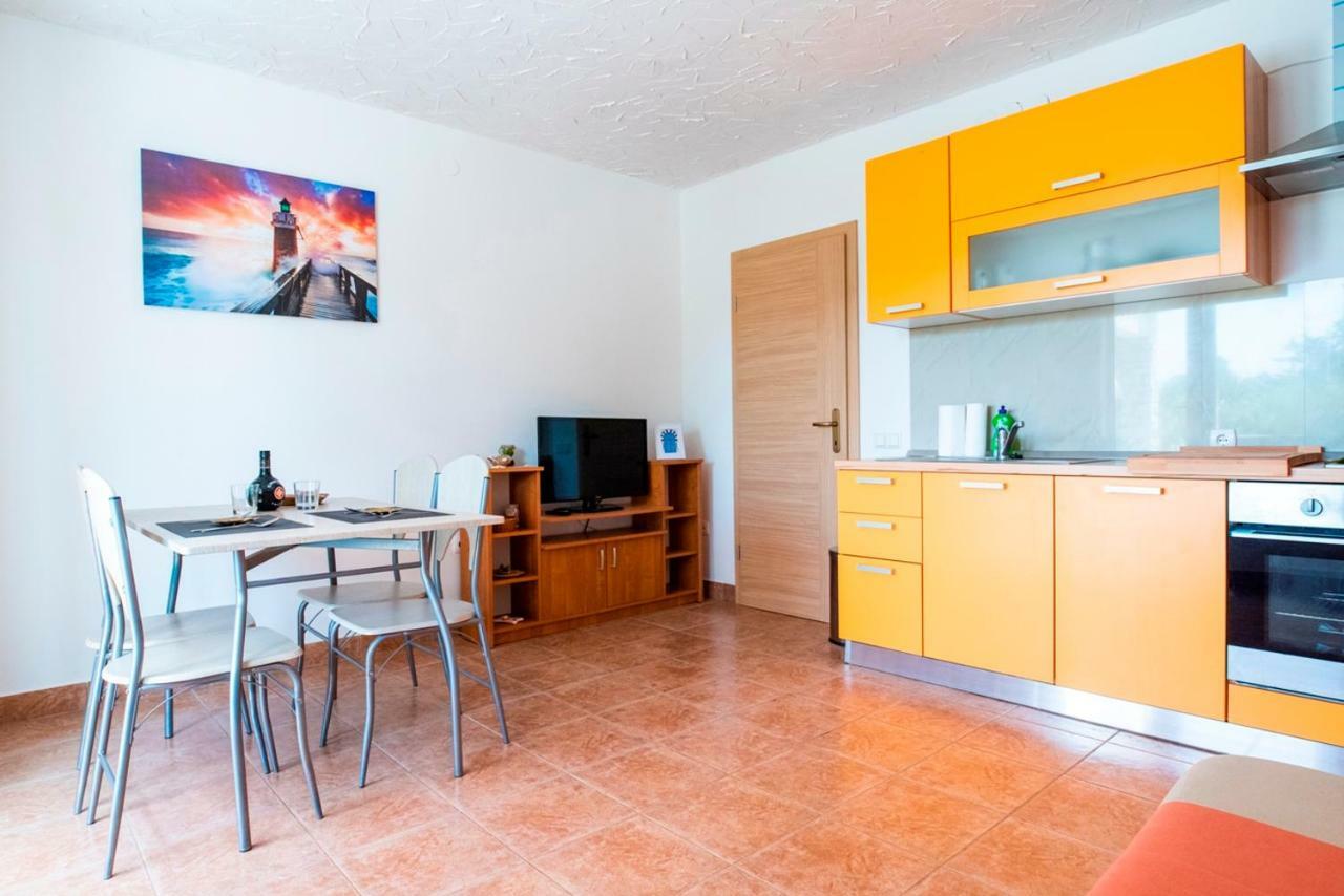 Lavanda Apartments&Studios Pinezići المظهر الخارجي الصورة